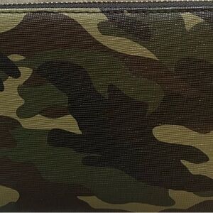 Spears new in box womens‎ Long wallet